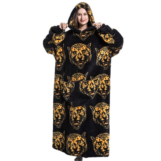 Patterned Oversized Wearable TV Blankets