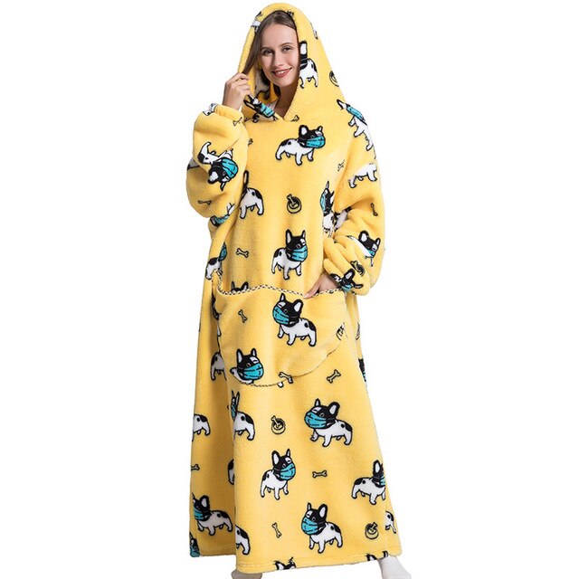 Patterned Oversized Wearable TV Blankets